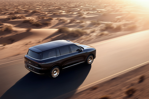 33.69万元起，上汽旗舰?智己LS9正式开启预售 以全球巅峰科技，颠覆30万级大六座SUV格局